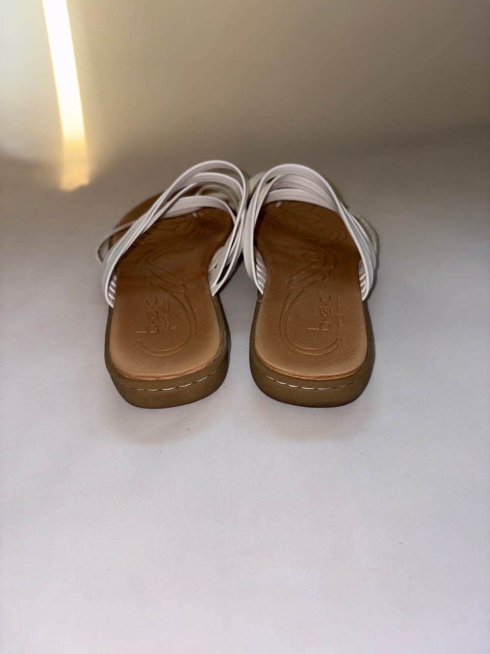 b.o.c. Alisha‎ - White Multi-Strap Slide Sandals - Size 9 - Picture 4 of 7